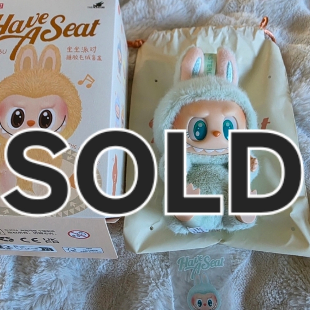 THE MONSTERS: Labubu - Have a Seat Vinyl Plush Blind Box Confirmed- QUQU